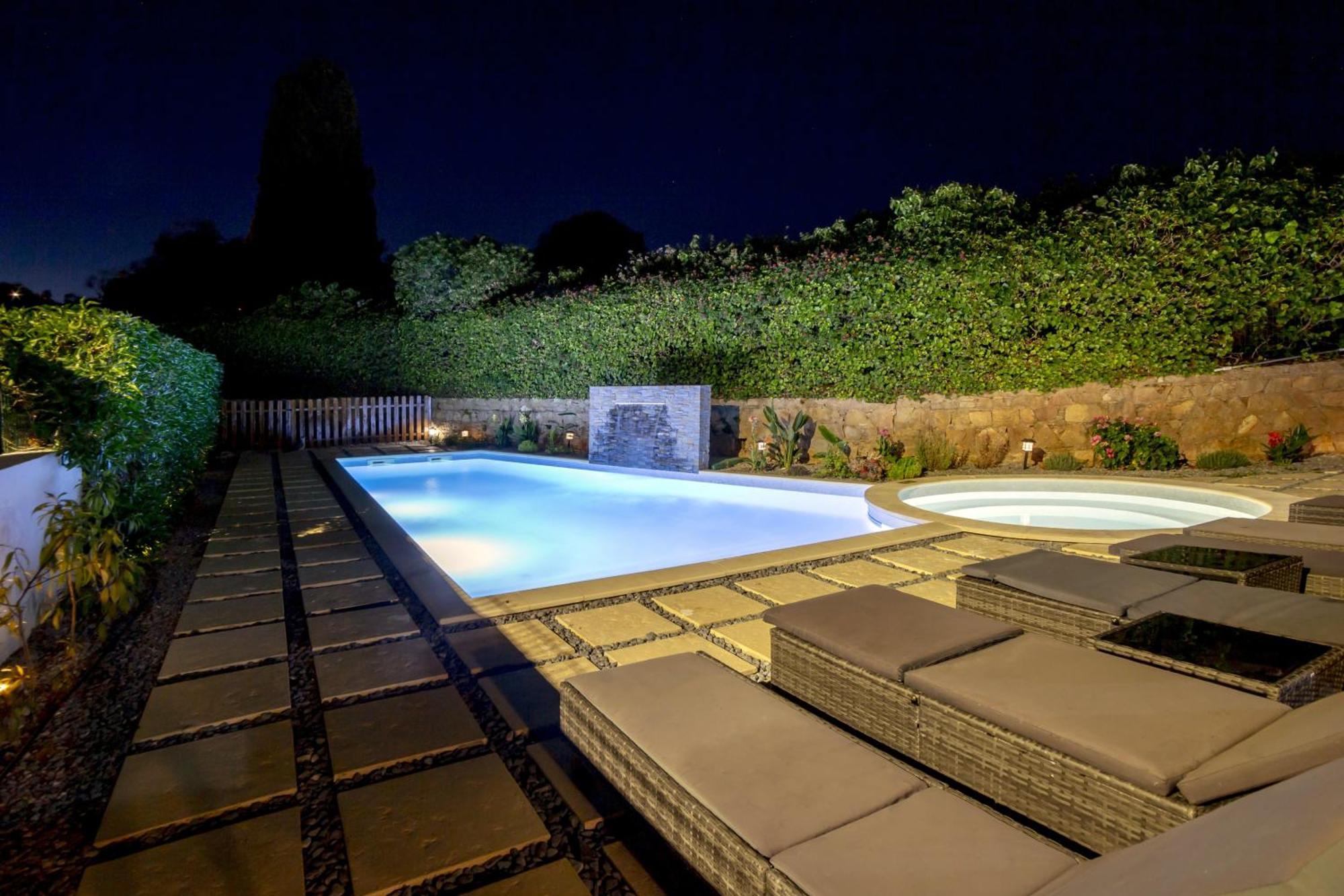 Lotus Villa 2, אלבופיירה מראה חיצוני תמונה